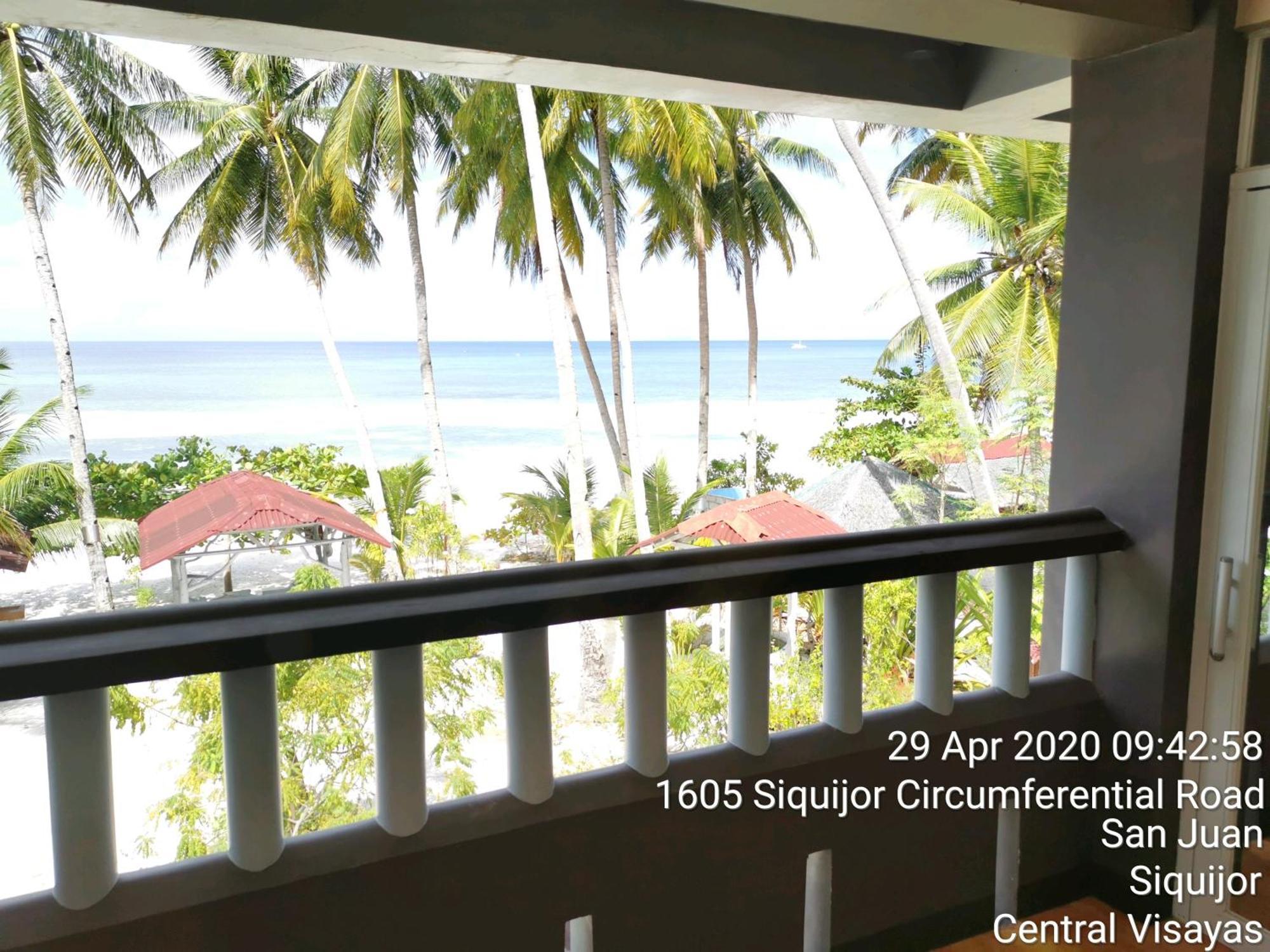 Tropicasa Siquijor Seafront Guest House Solangon المظهر الخارجي الصورة